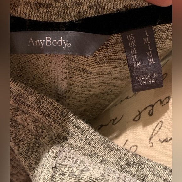 Anybody cozy oversized tunic size large EUC - Picture 3 of 3